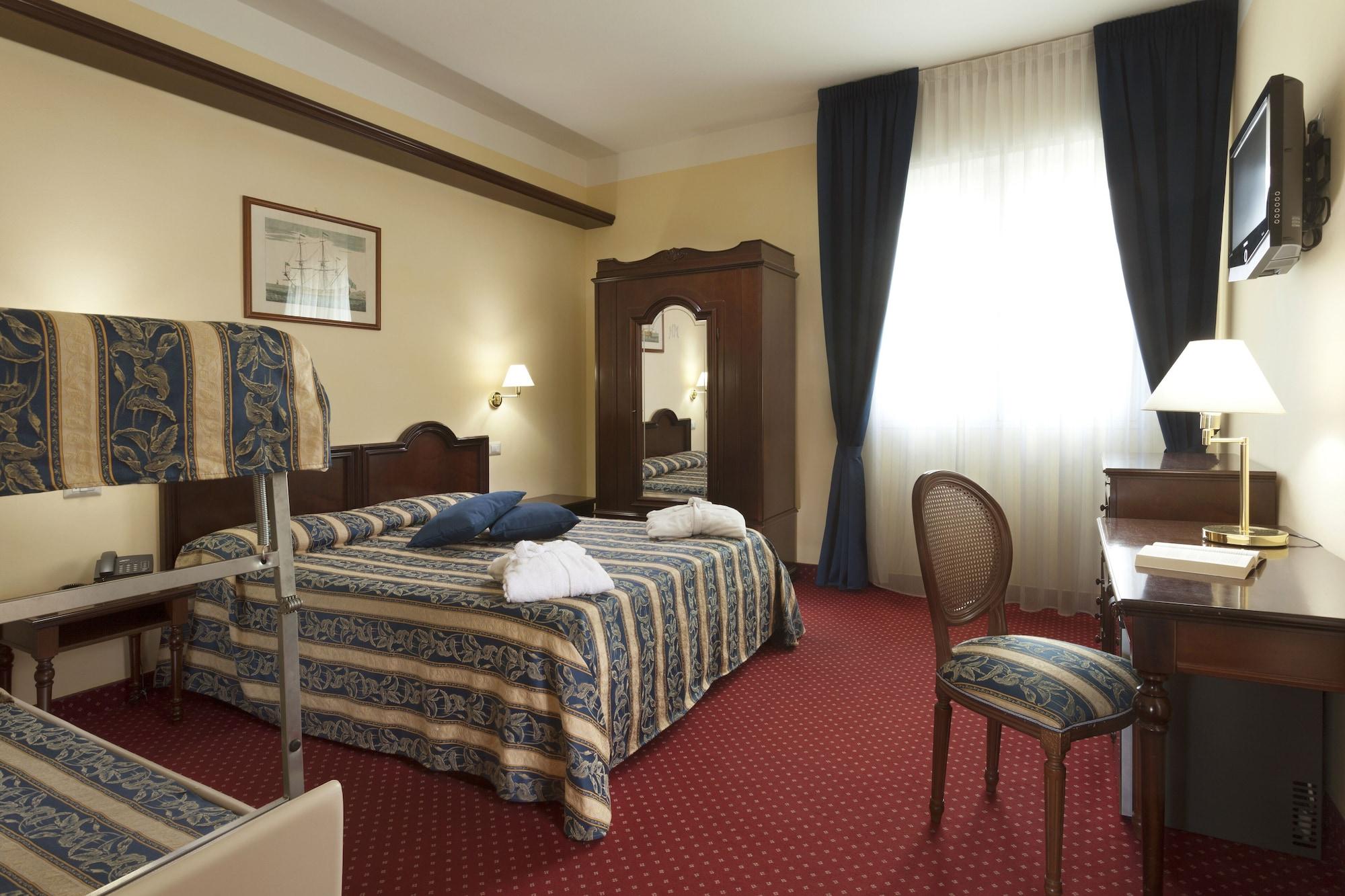 Hotel Milano Helvetia Riccione Eksteriør bilde
