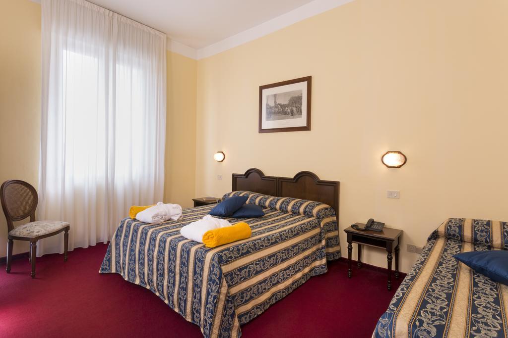 Hotel Milano Helvetia Riccione Eksteriør bilde